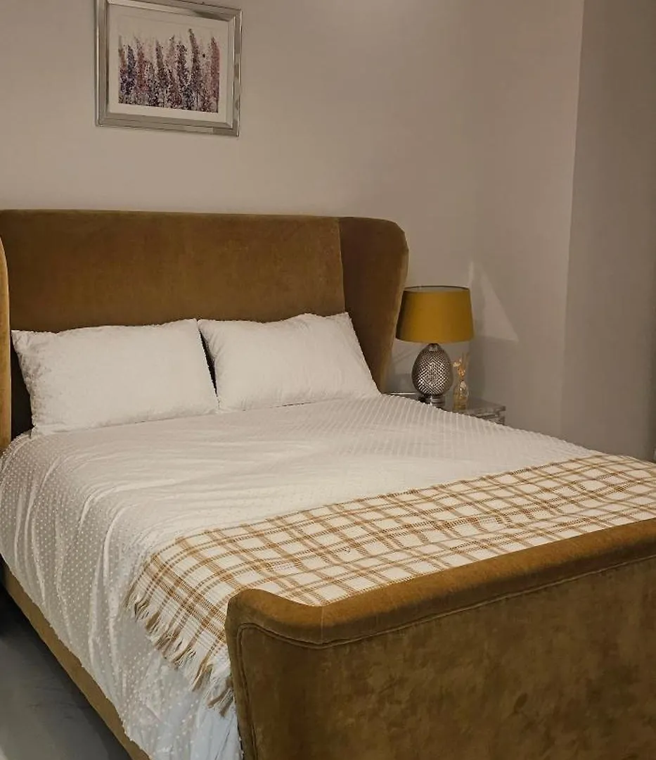 Abi'S World Hotel Tyrrelstown Inn